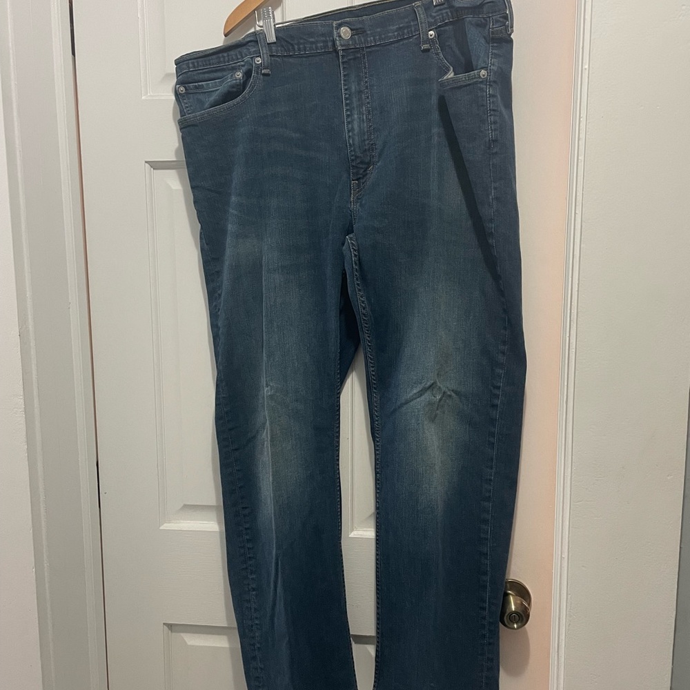 Levi’s 559, relaxed fit, 42x32